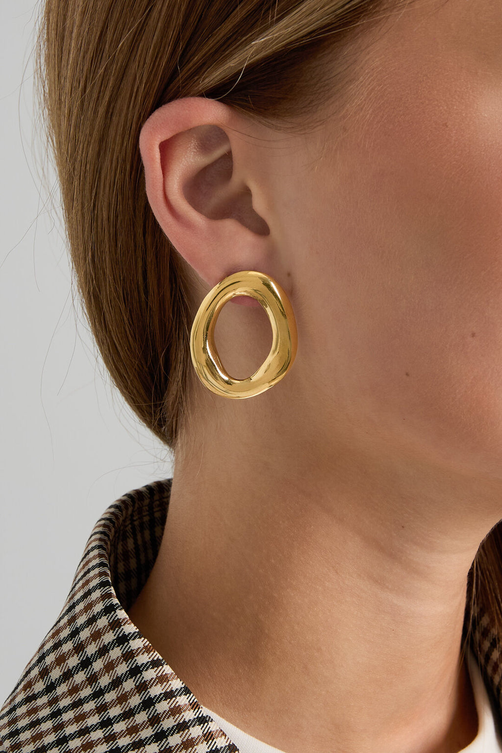 Circle Stud Earrings for Everyday Wear