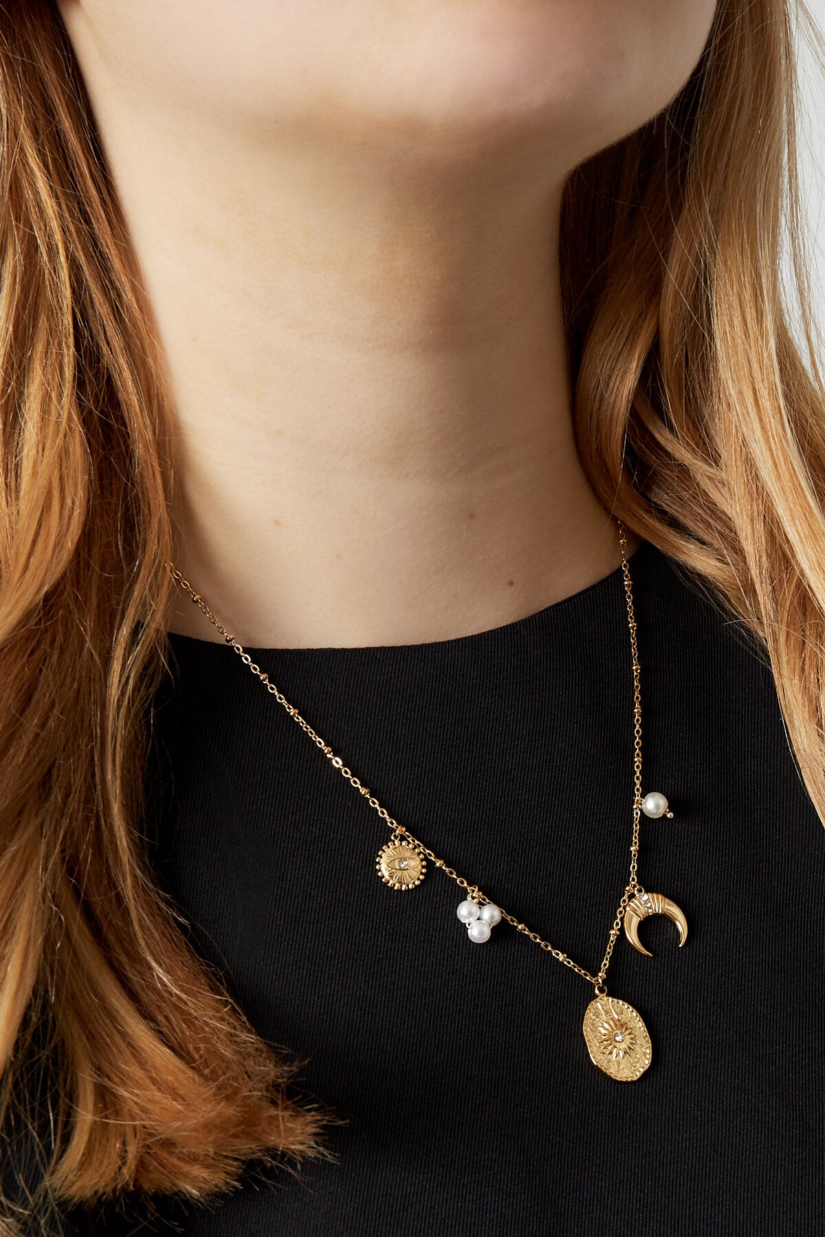 Irregular Shaped Pendant Necklace
