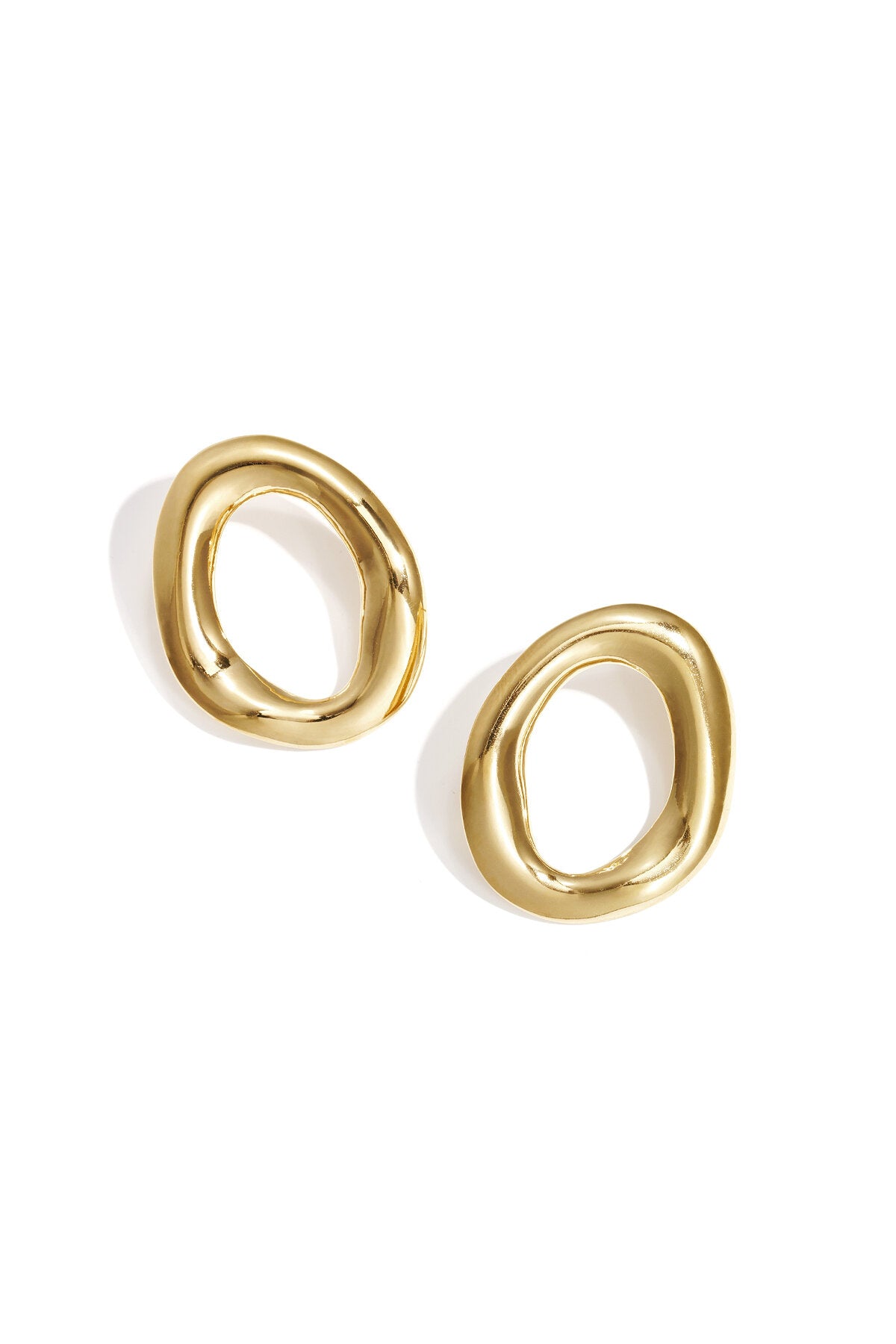 Circle Stud Earrings for Everyday Wear