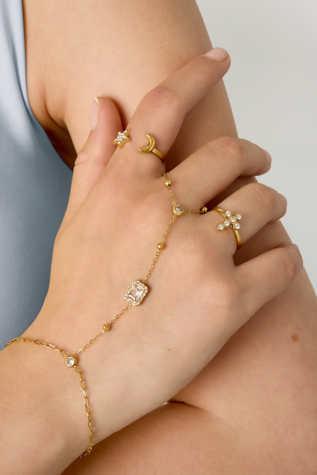 Rhinestone Hand Chain in Silver & Gold